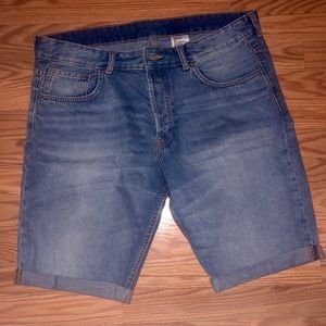 H&M button fly men’s shorts